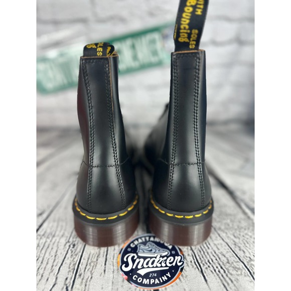 Dr. Martens Boots Mens US 13 Black Smooth Leather Burgundy Oiled Sole EU 47 NEW main image 4